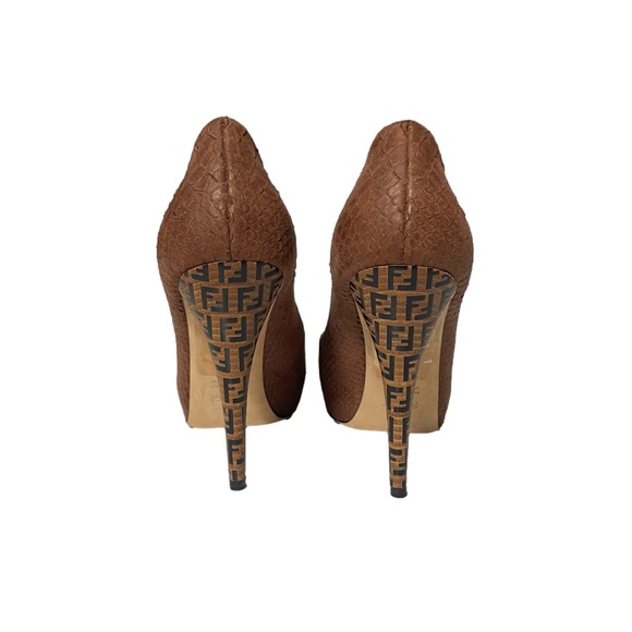 FENDI Logo Python Embossed Leather Round Toe Designer Heels - Size 10 - Brown - Picture 2 of 11
